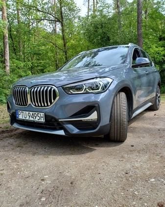 BMW X1 cena 135177 przebieg: 58591, rok produkcji 2020 z Turek małe 742